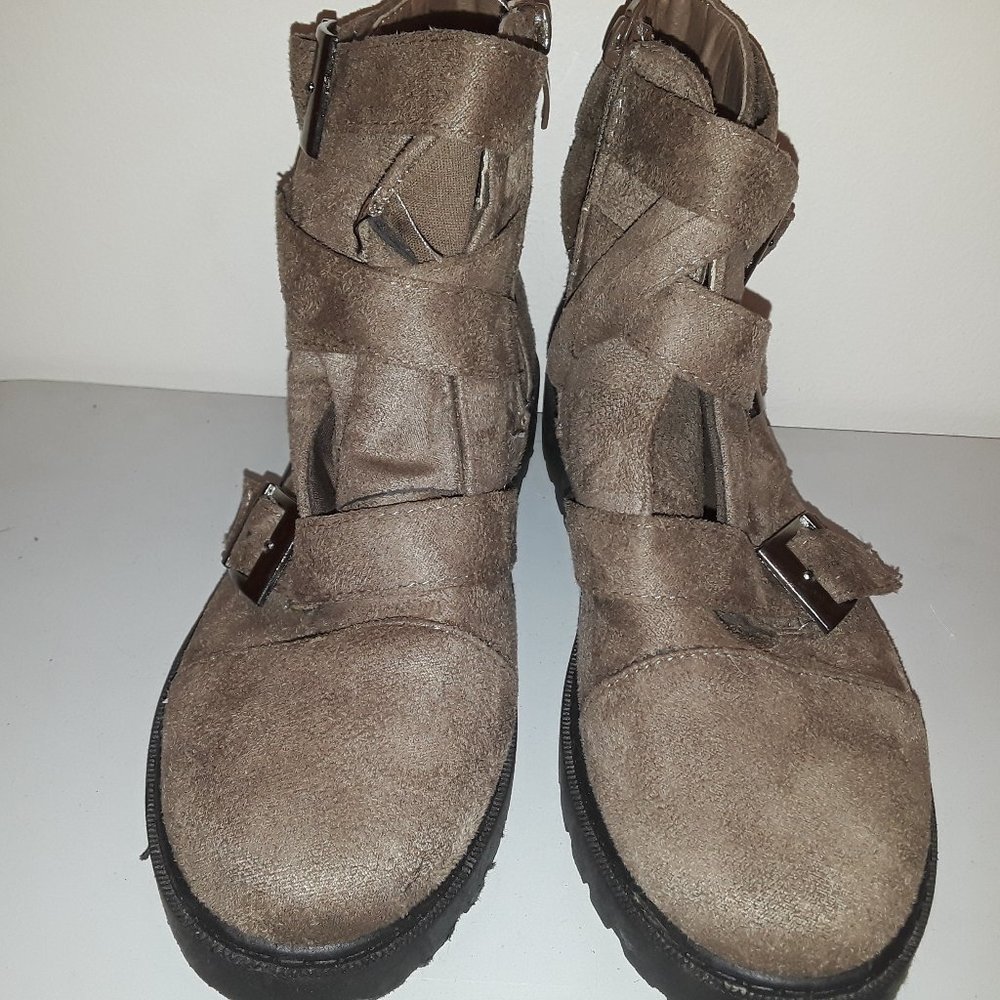 Ladies Gina Group Ankle Boots Size 6 Side Zipper